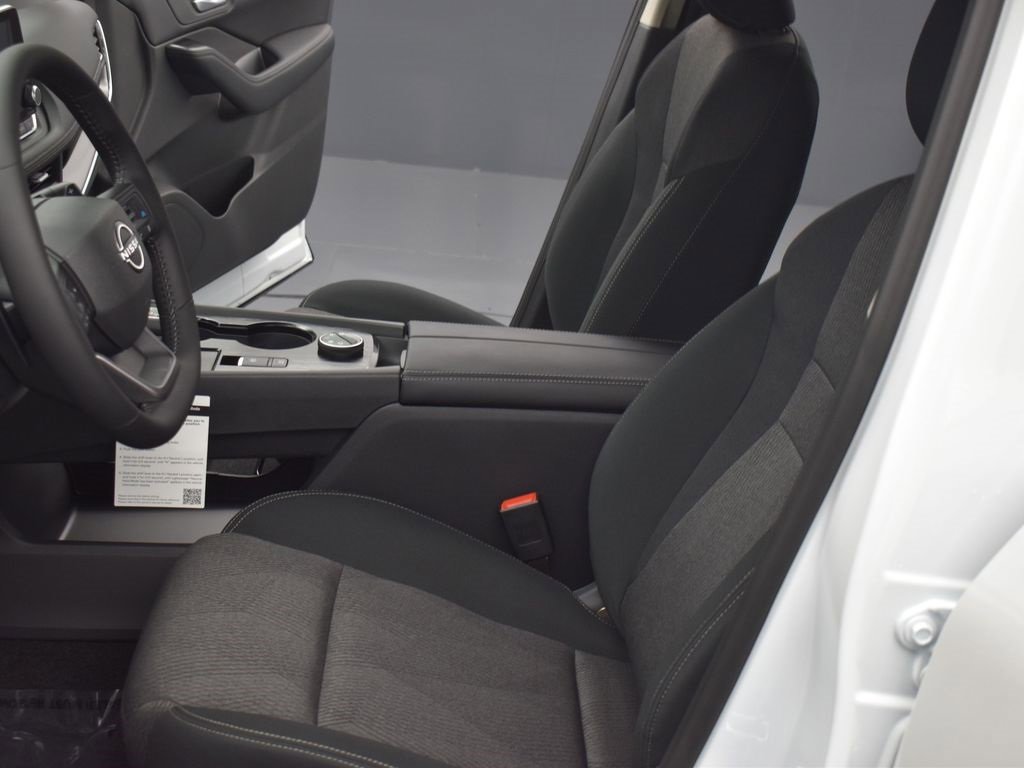 New 2026 Nissan Rogue SV image 15