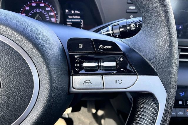 Used 2023 Hyundai Elantra SEL image 11