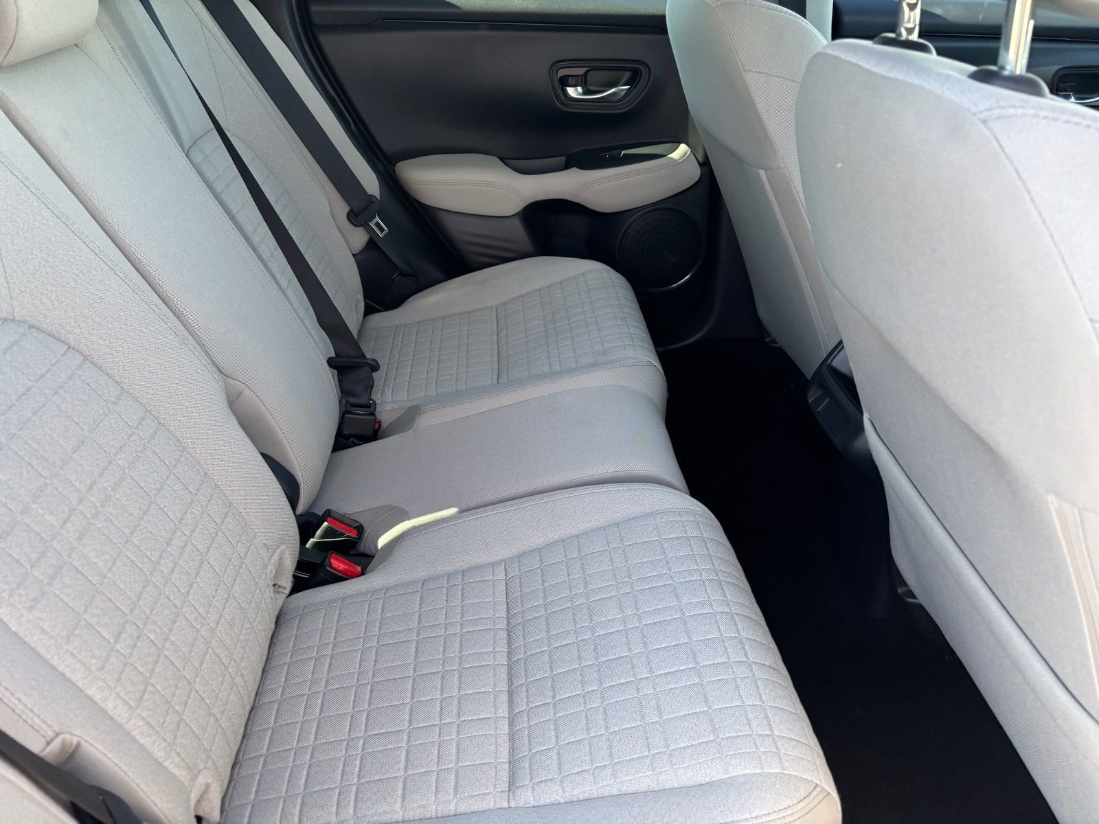 Used 2023 Honda HR-V LX image 17