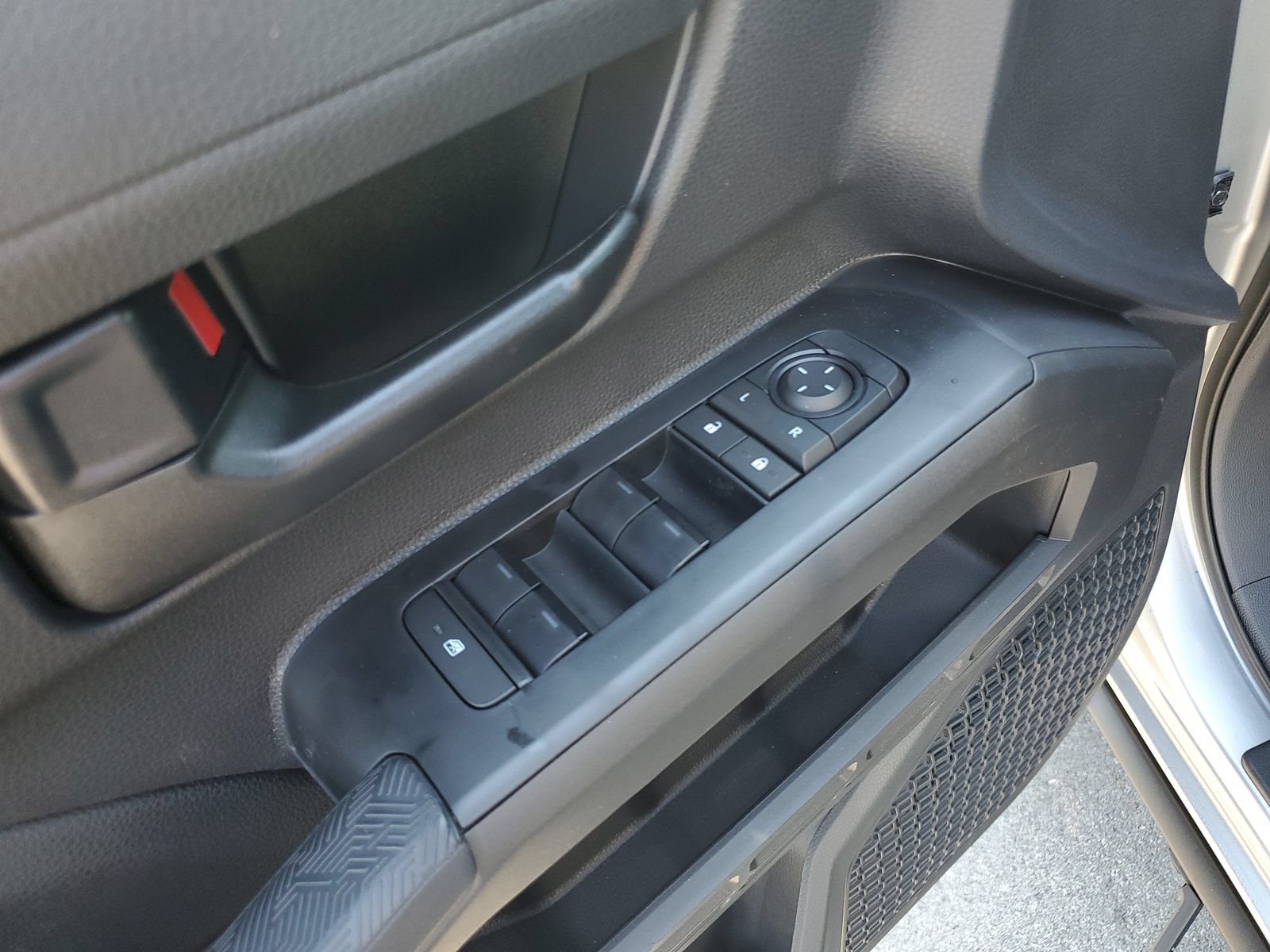 Certified 2026 Toyota Tacoma SR5 AWD/4WD image 20