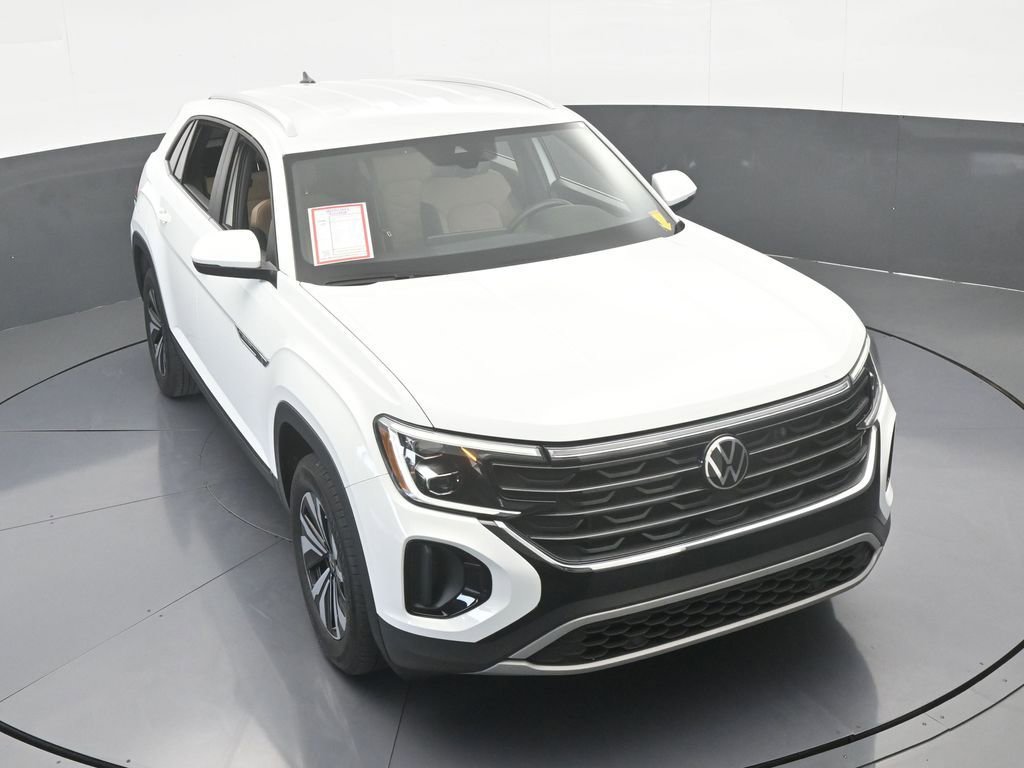 Used 2024 Volkswagen Atlas Cross Sport SE image 52