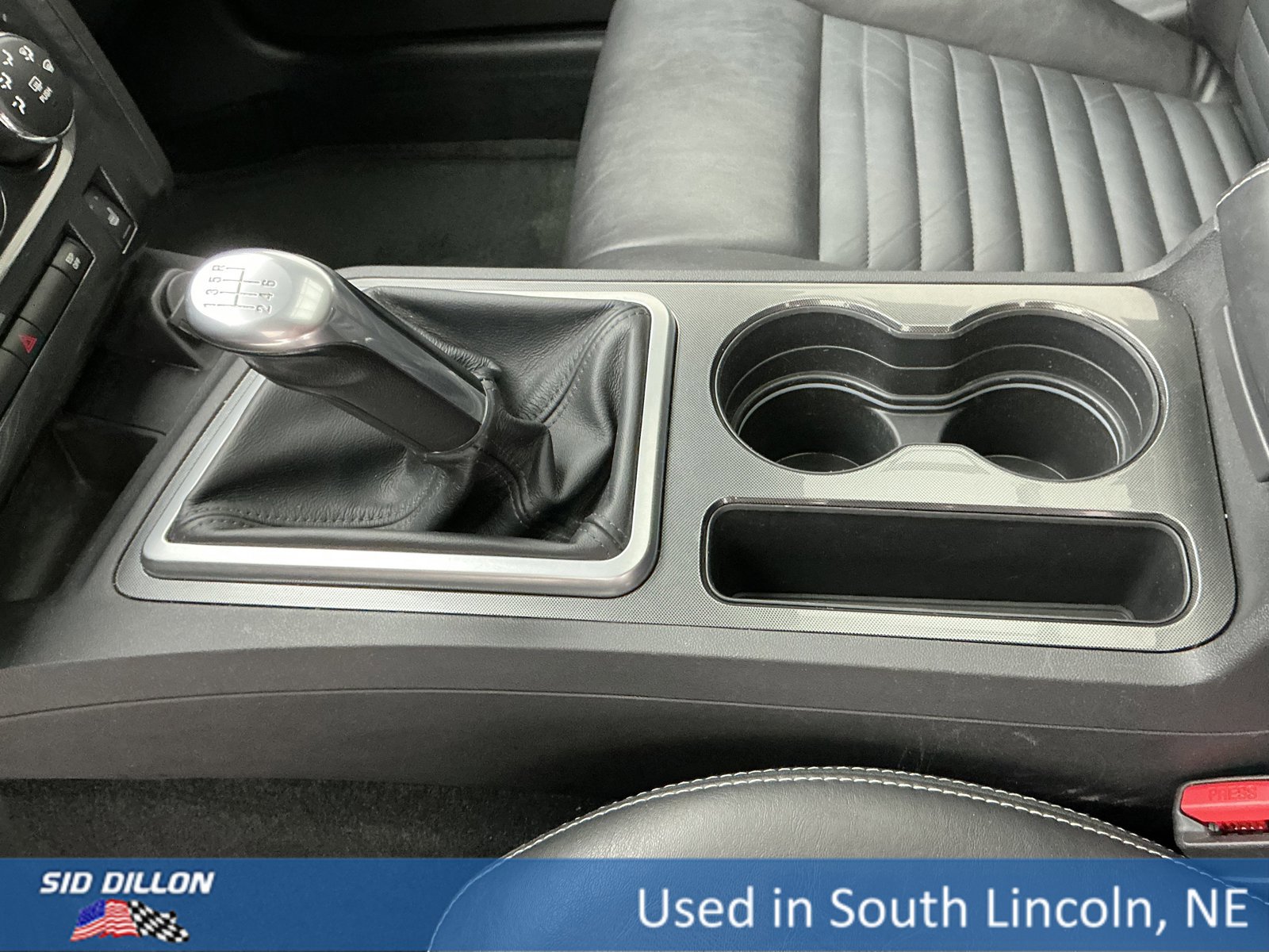 Used 2010 Dodge Challenger R/T image 12