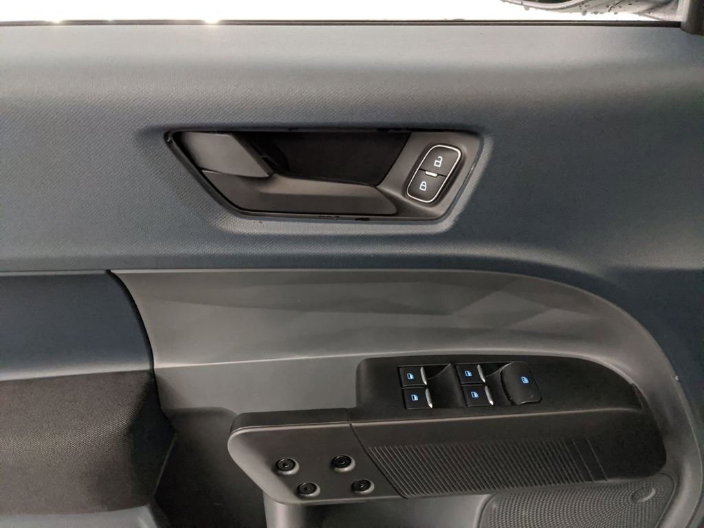 New 2026 Ford Maverick XL image 21