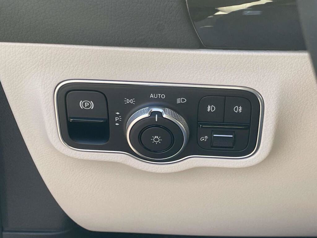 New 2026 Mercedes-Benz GLA 250 4MATIC image 31