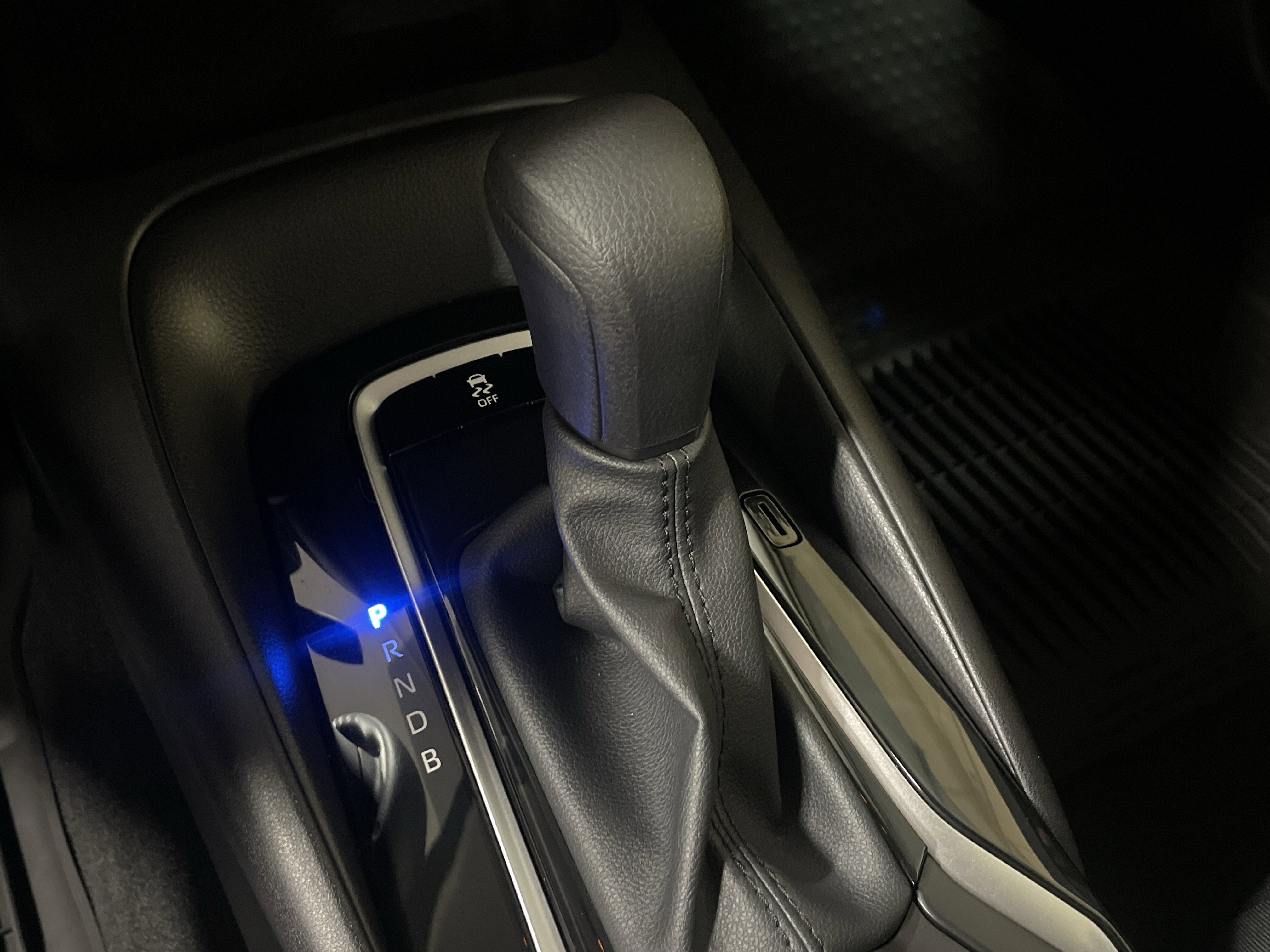 Used 2025 Toyota Corolla LE image 26