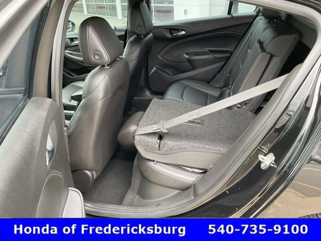 Used 2019 Chevrolet Cruze Diesel w/ Sun And Sound Package FWD image 22