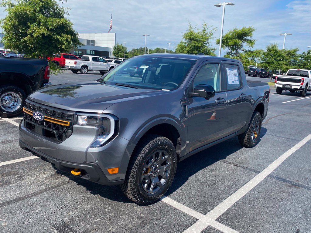 New 2026 Ford Maverick Tremor AWD/4WD image 3