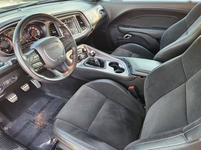 Certified 2022 Dodge Challenger R/T w/ Plus Package image 16
