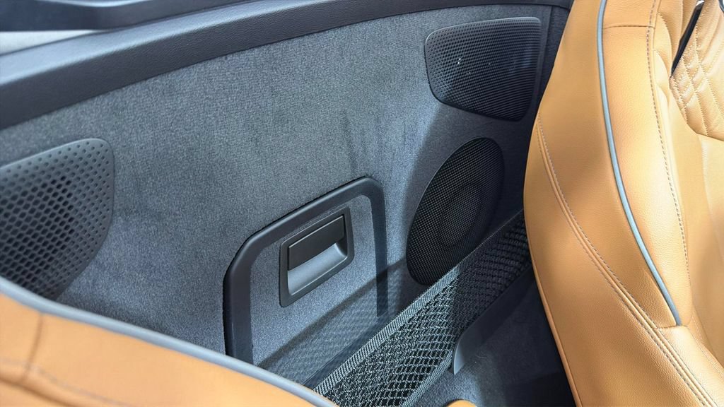 Used 2021 BMW Z4 M40i w/ Executive Package RWD image 30