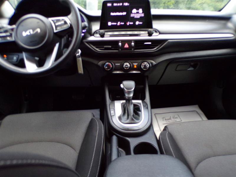 Used 2023 Kia Forte LXS w/ LXS Technology Package FWD image 30