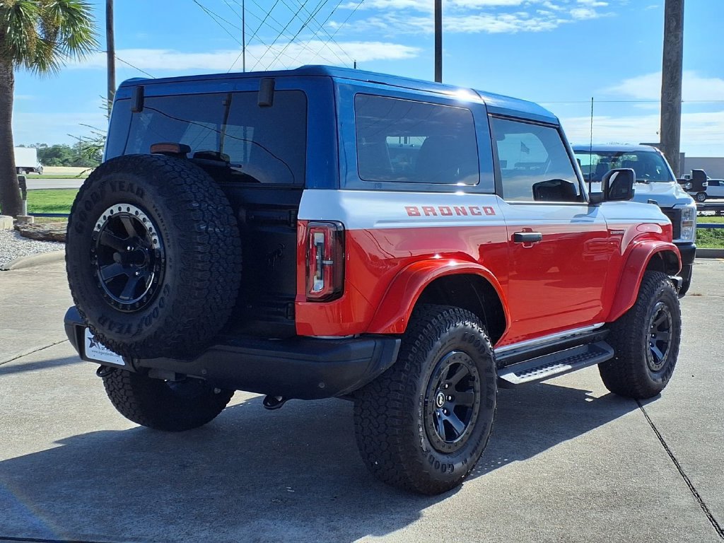 Used 2025 Ford Bronco Stroppe Edition AWD/4WD image 2
