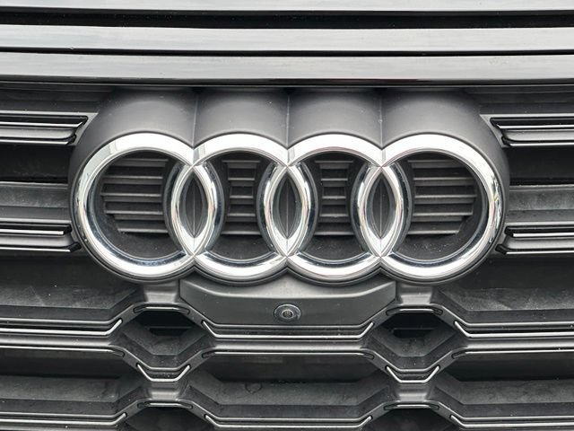 Used 2023 Audi Q5 2.0T Premium Plus w/ Premium Plus Package AWD/4WD image 10