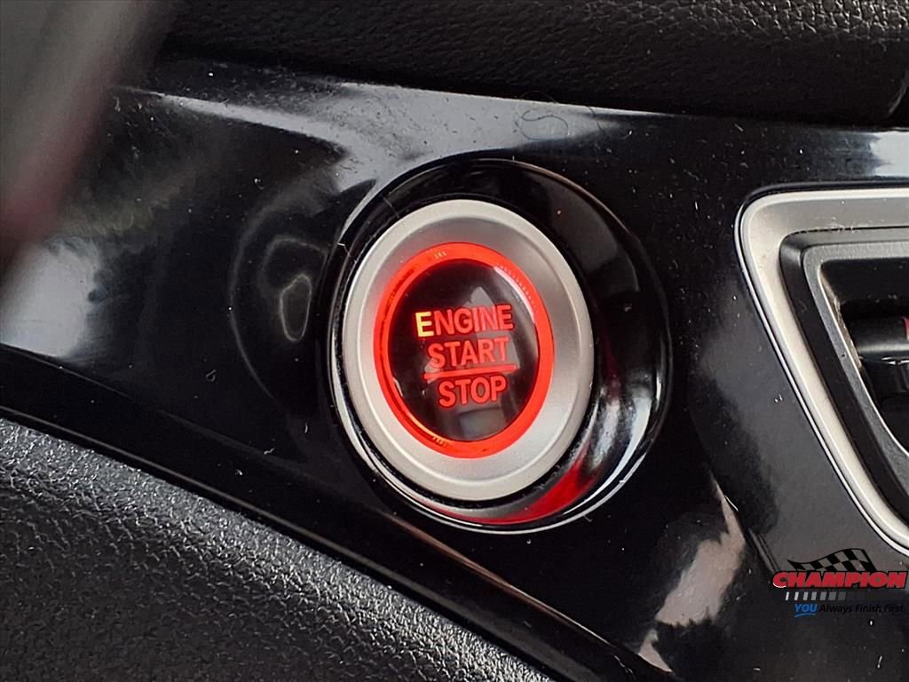 Used 2016 Honda Pilot Touring image 24