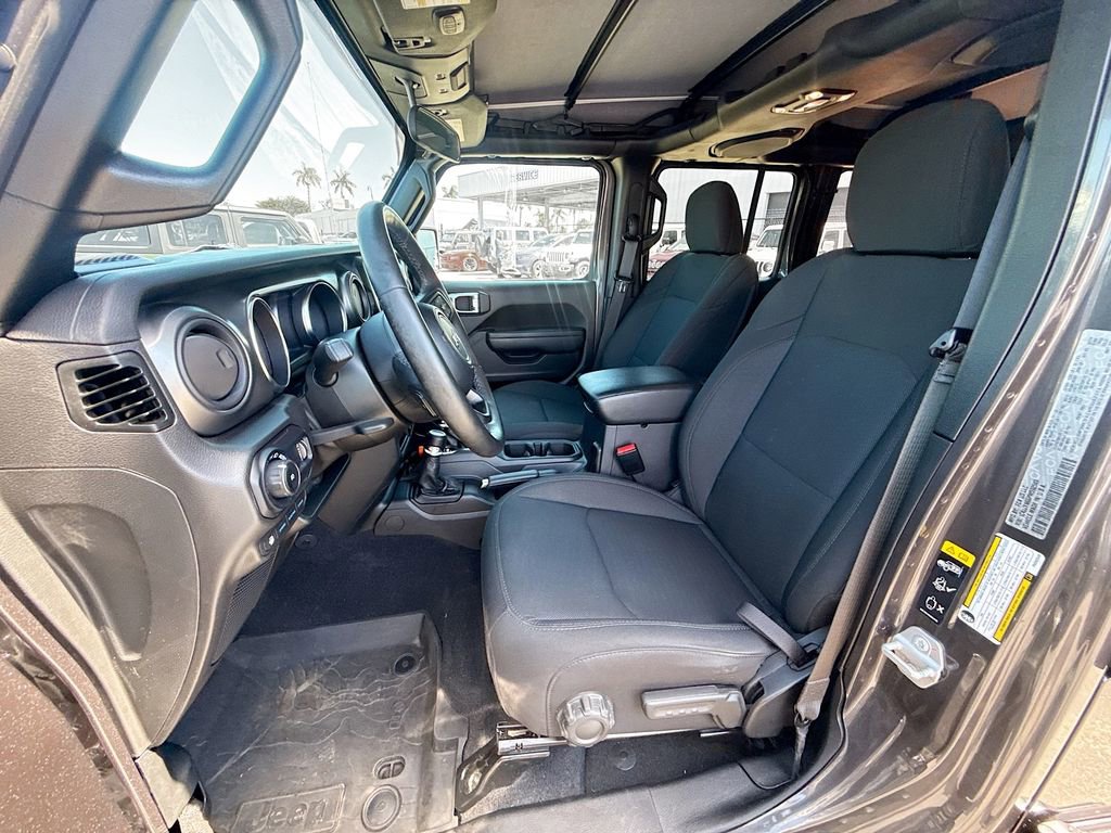 Used 2023 Jeep Wrangler Unlimited w/ Cold Weather Group image 23