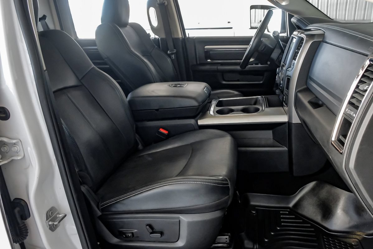 Used 2018 RAM 2500 Laramie w/ Sport Appearance Group AWD/4WD image 31