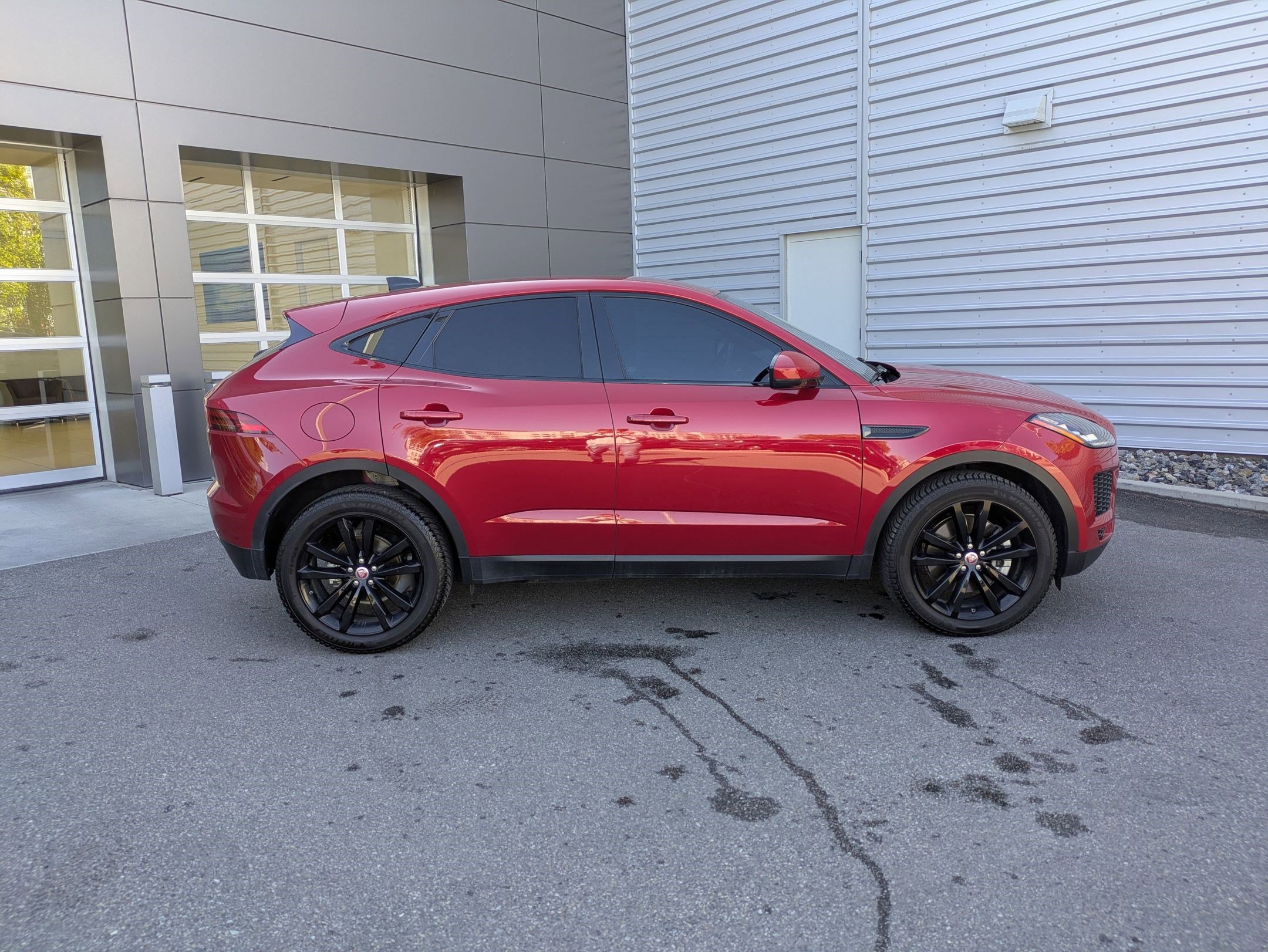 Used 2020 Jaguar E-PACE AWD/4WD image 5