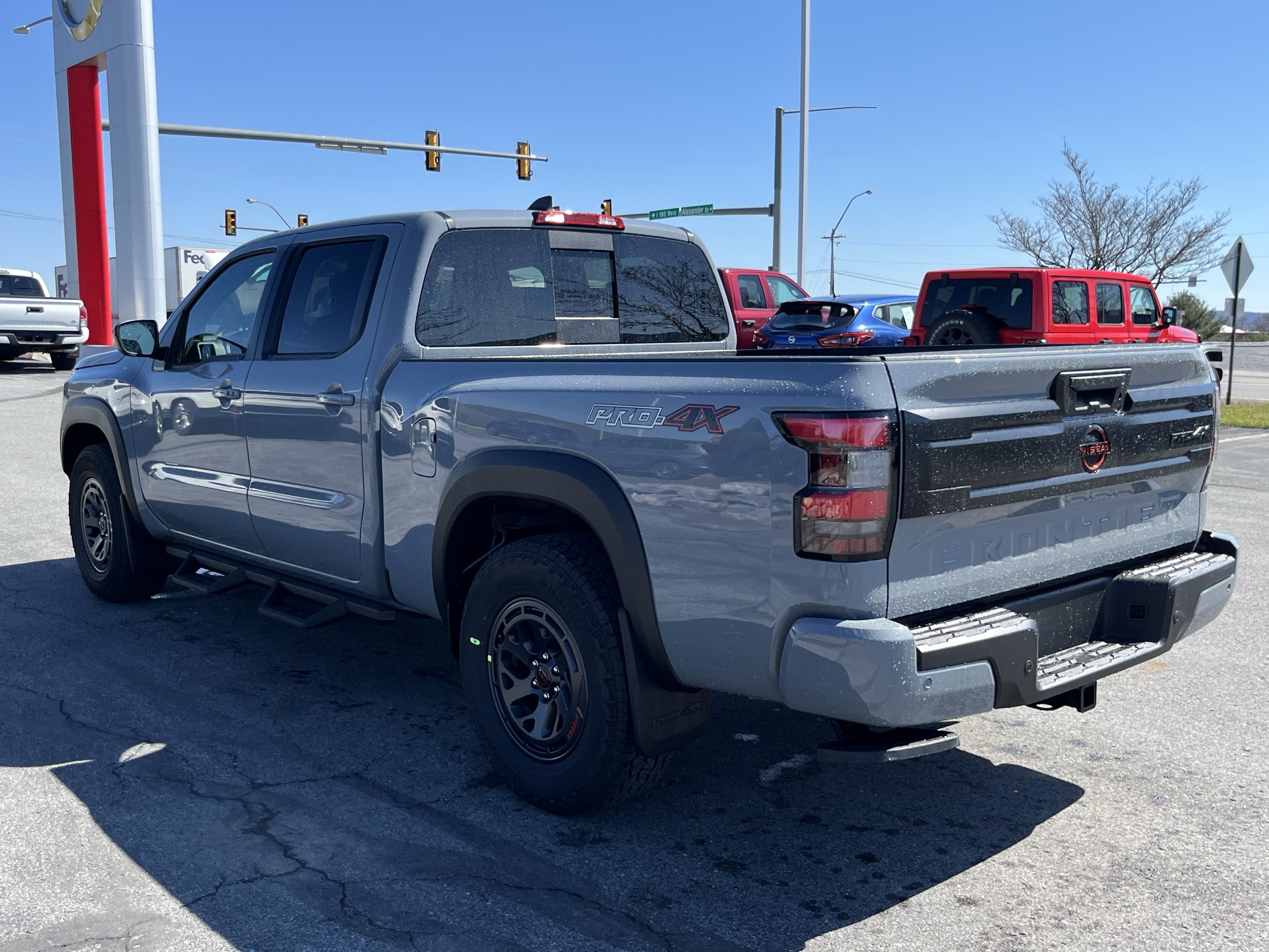 New 2026 Nissan Frontier PRO-4X w/ Tow Package image 6