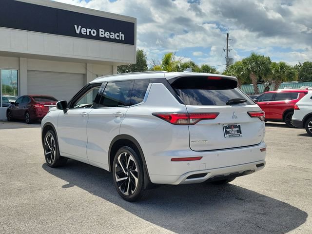 Used 2023 Mitsubishi Outlander SEL 40th Anniversary AWD/4WD image 3