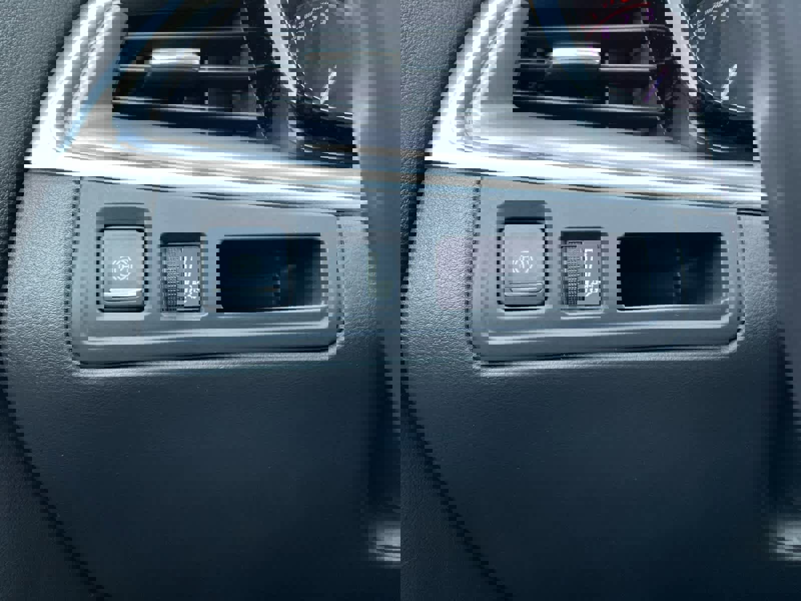 Used 2017 Cadillac XT5 Luxury image 18