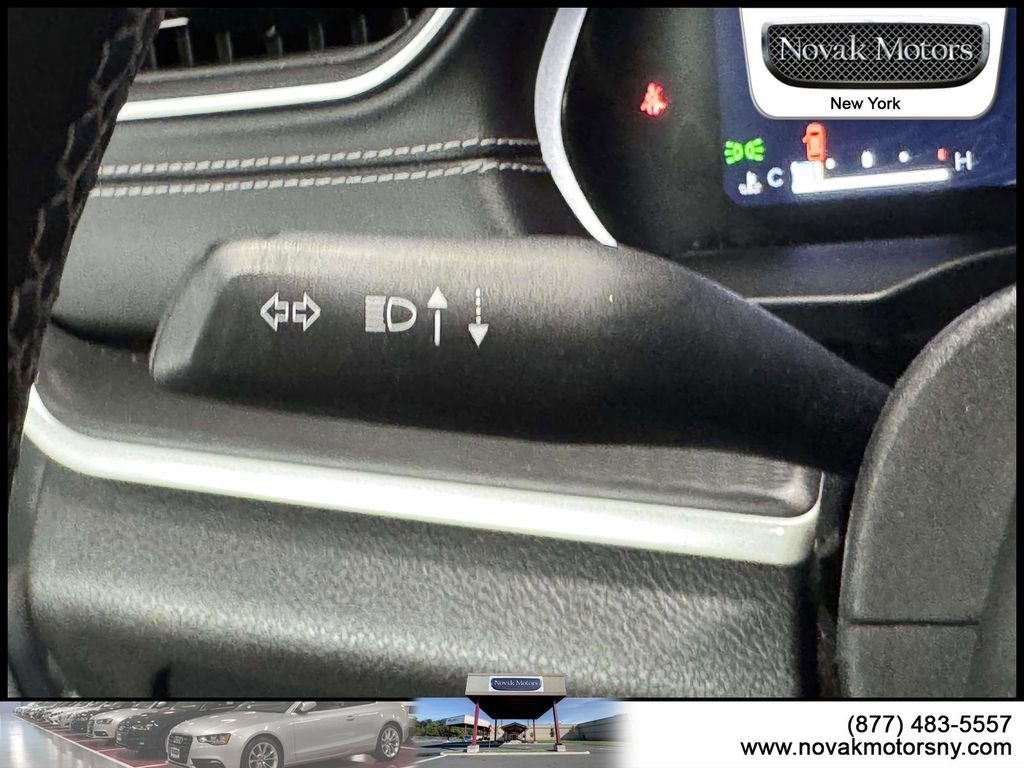 Used 2023 Jeep Grand Cherokee L Laredo w/ Luxury Tech Group I AWD/4WD image 19
