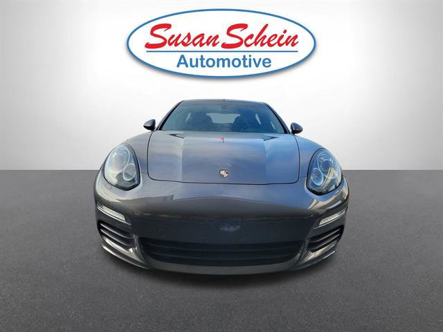 Used 2016 Porsche Panamera Edition image 2
