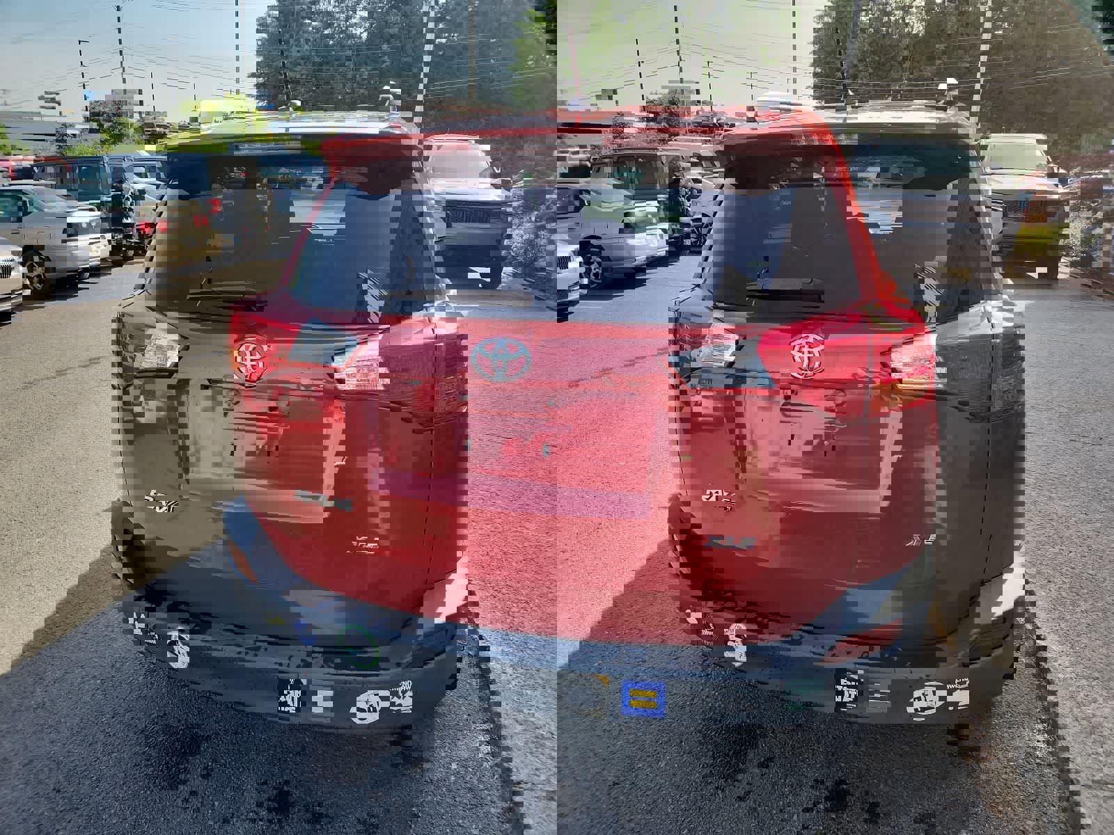 Used 2015 Toyota RAV4 XLE FWD image 4