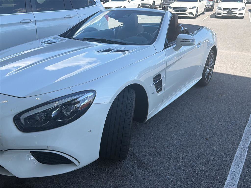 Used 2020 Mercedes-Benz SL 450 image 3