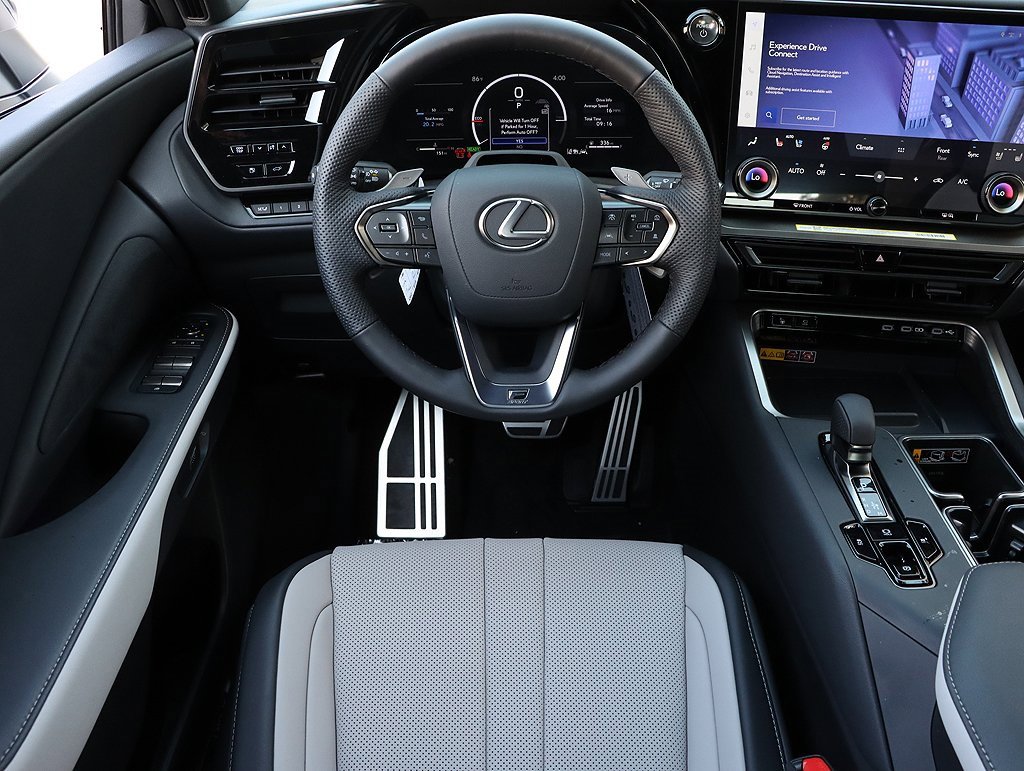 New 2026 Lexus TX 500h AWD image 18