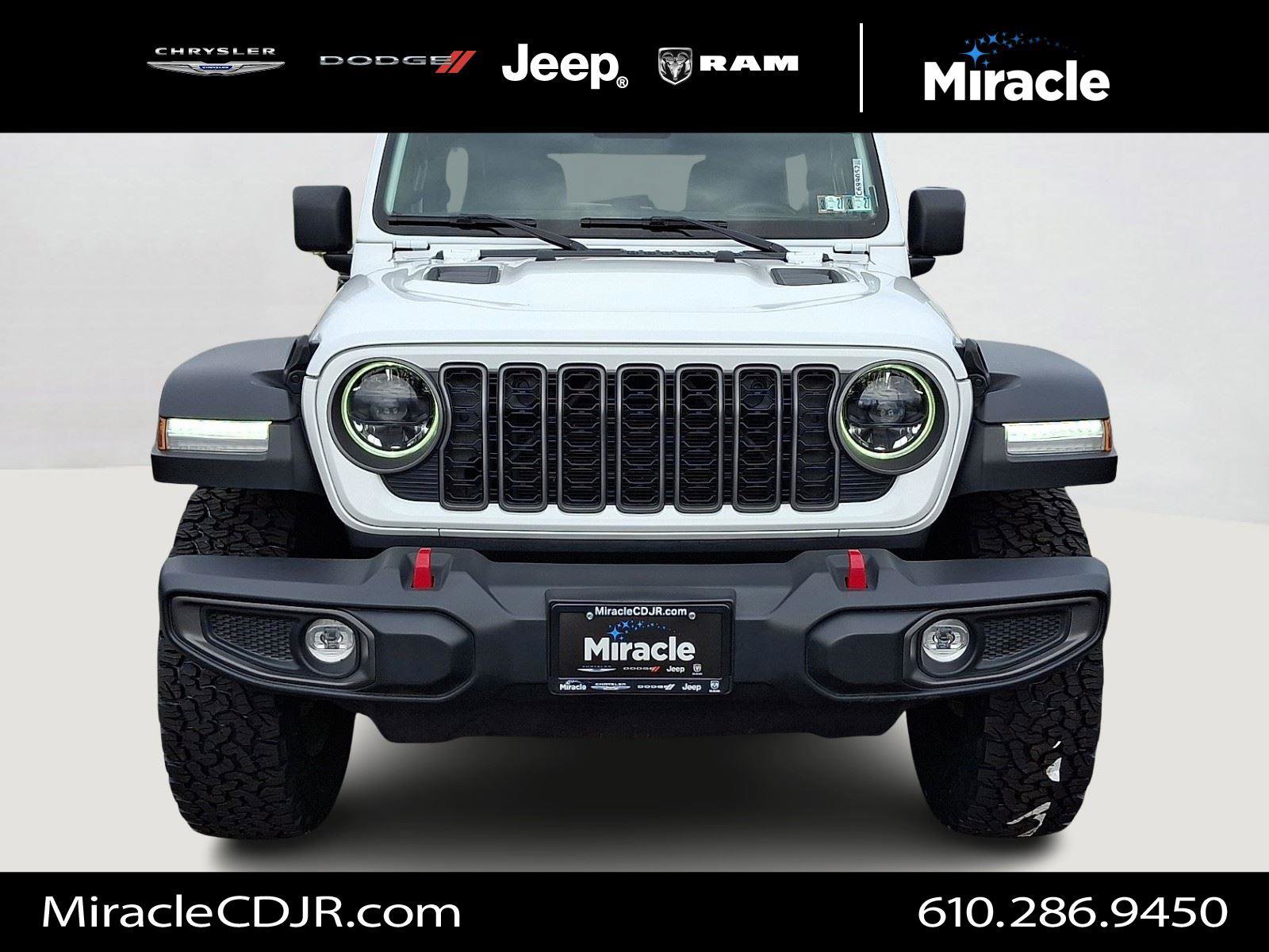Certified 2025 Jeep Wrangler Unlimited Rubicon w/ Convenience Group image 2
