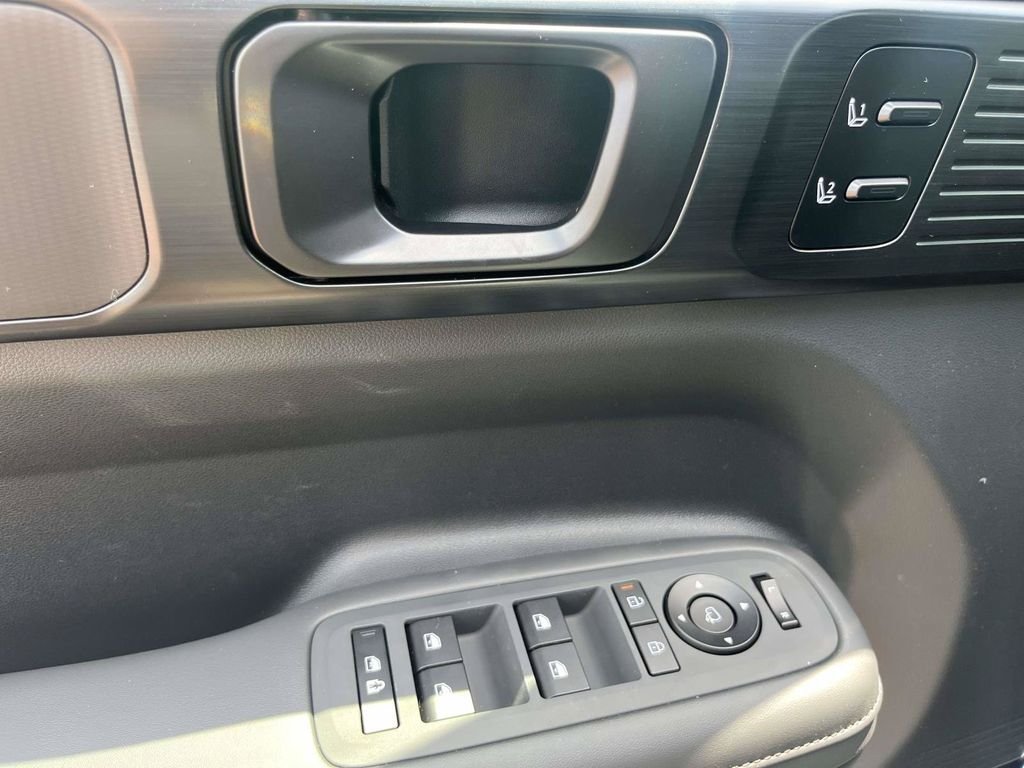 New 2026 Hyundai Santa Fe Calligraphy FWD image 14
