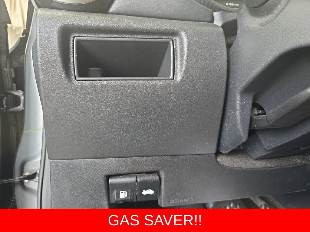 Used 2025 Nissan Versa SR w/ Trunk Package FWD image 26