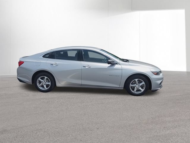 Used 2017 Chevrolet Malibu LS FWD image 10