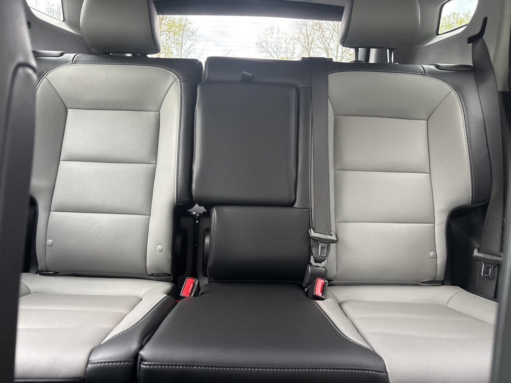 Used 2023 GMC Terrain SLT FWD image 25