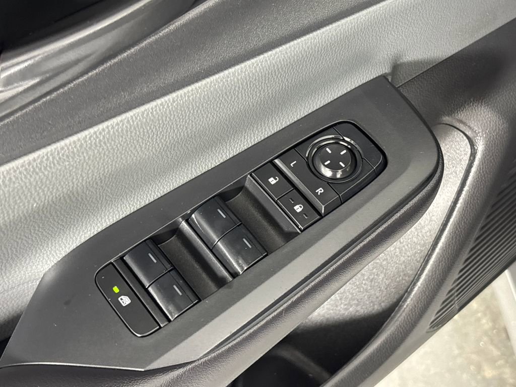 Used 2024 Toyota Prius LE image 10