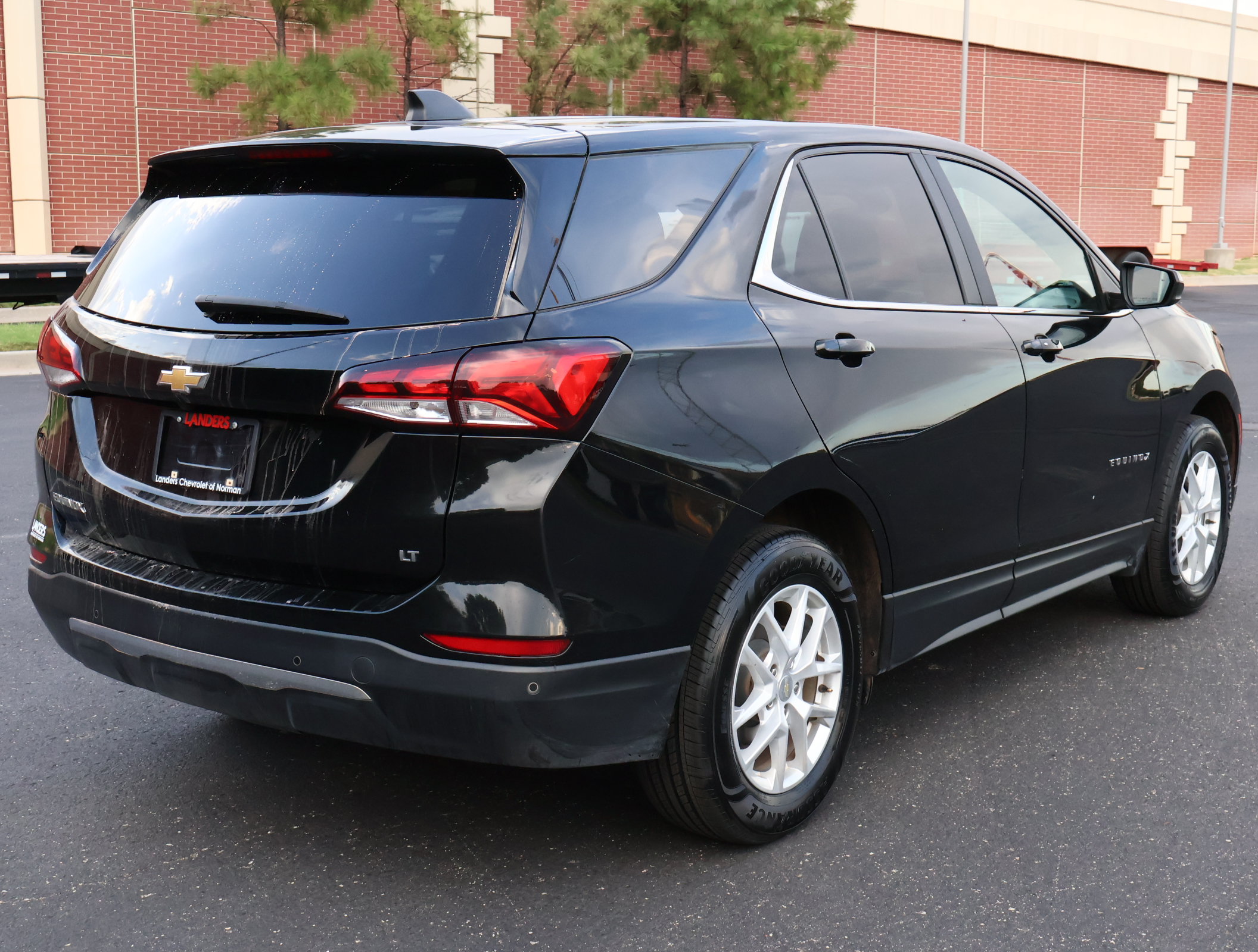 Used 2022 Chevrolet Equinox LT FWD image 29