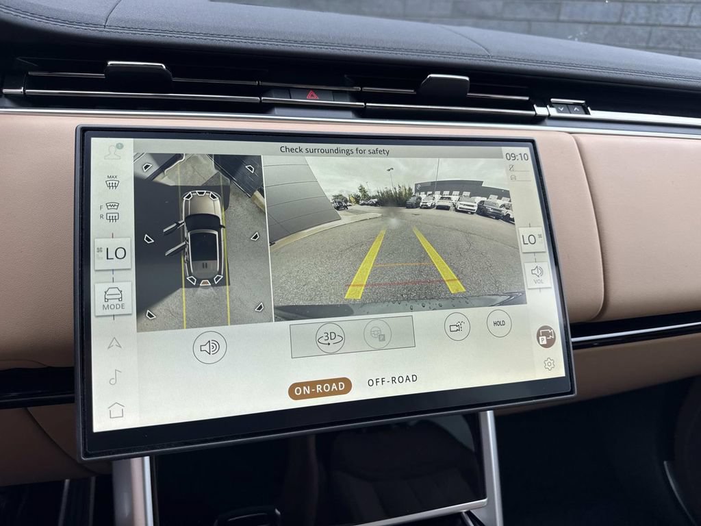 New 2026 Land Rover Range Rover SE AWD/4WD image 26
