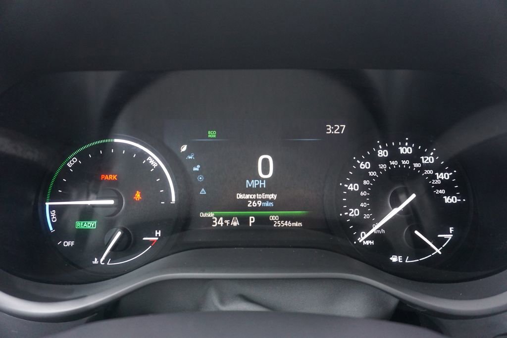 Used 2025 Toyota Sienna LE image 5