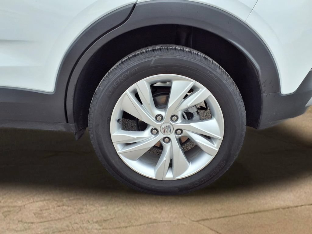 Used 2025 Buick Encore GX Preferred FWD image 25