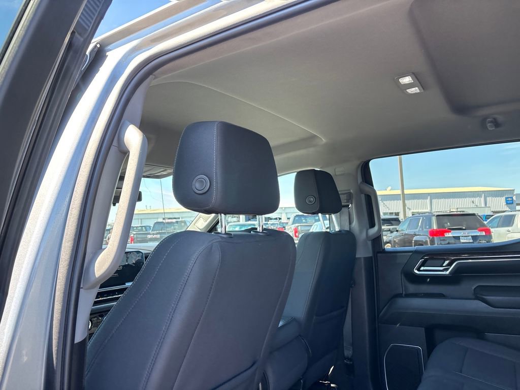 Used 2023 GMC Sierra 1500 Elevation image 24