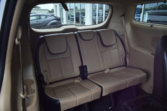 Used 2017 Kia Sedona EX FWD image 45