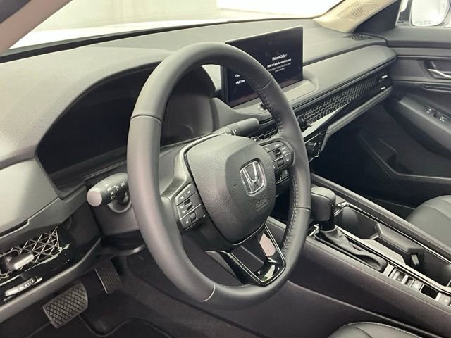 Used 2025 Honda Accord EX-L image 12