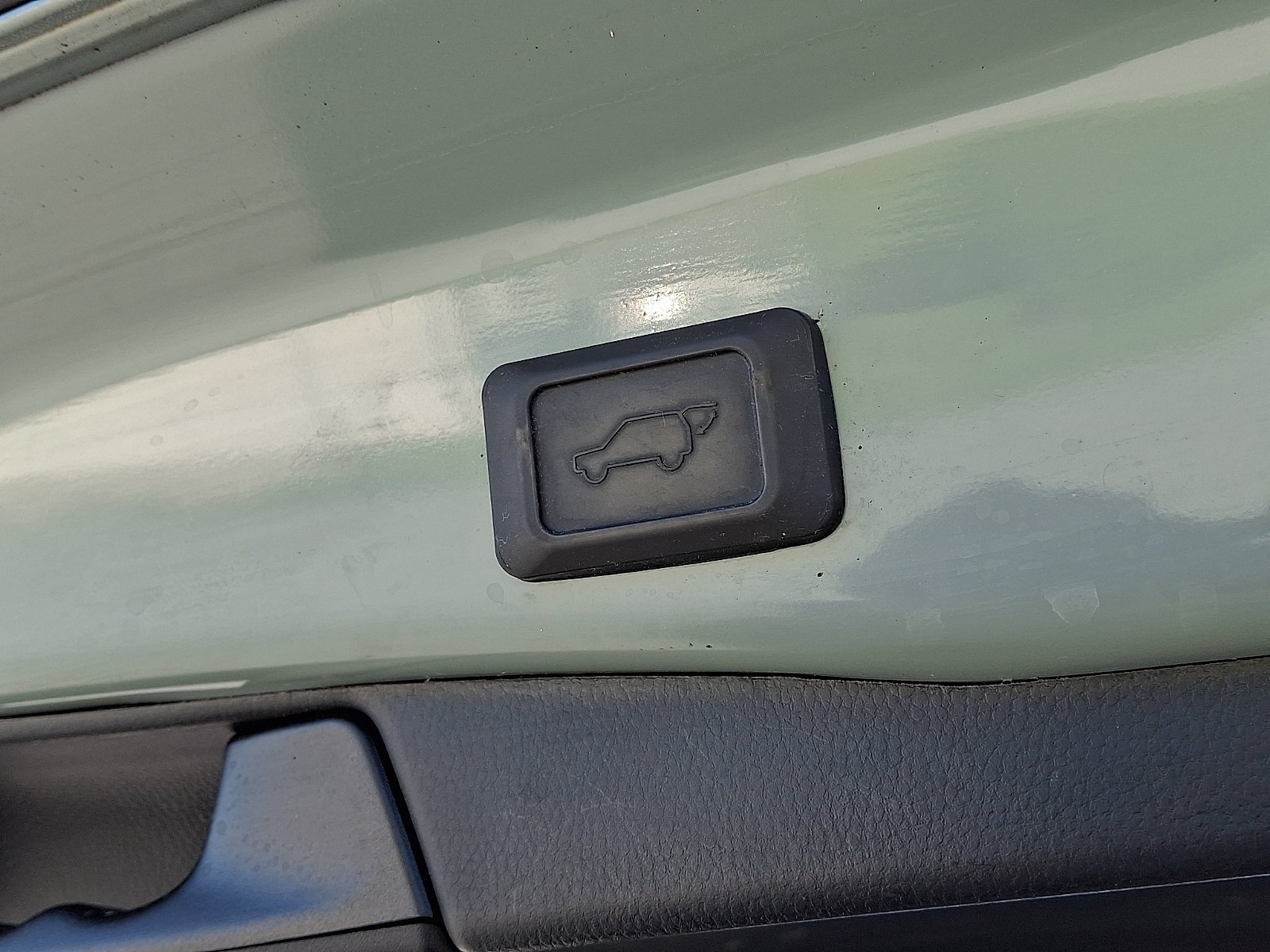 Used 2021 Toyota RAV4 XLE w/ Convenience Package AWD/4WD image 30