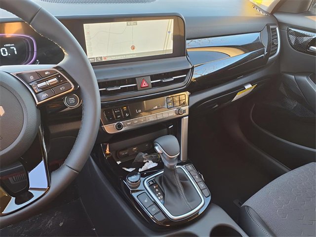 New 2026 Kia Seltos S image 5