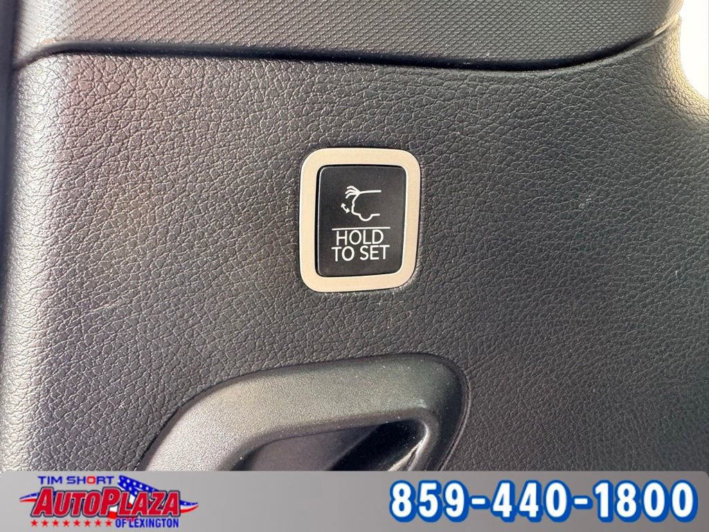 Used 2022 Jeep Grand Wagoneer Series II w/ Premium Group II AWD/4WD image 46