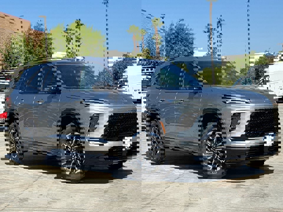 Used 2026 Buick Enclave Sport Touring w/ LPO, Floor Liner Package image 2