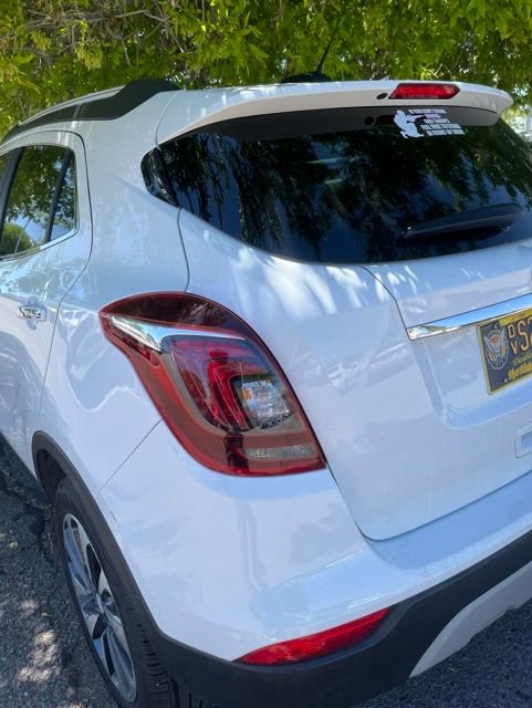 Used 2020 Buick Encore Essence FWD image 9
