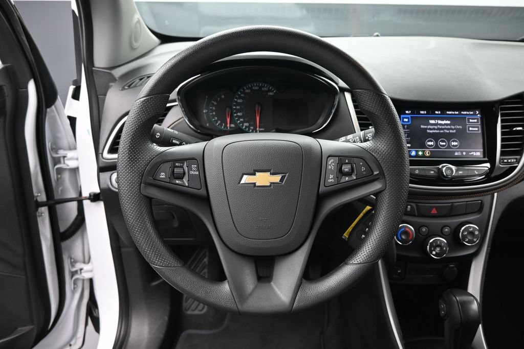 Used 2020 Chevrolet Trax LS w/ Tint and Cruise Package AWD/4WD image 12