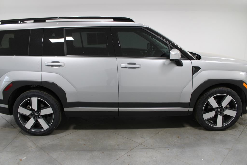 Used 2024 Hyundai Santa Fe Limited image 11