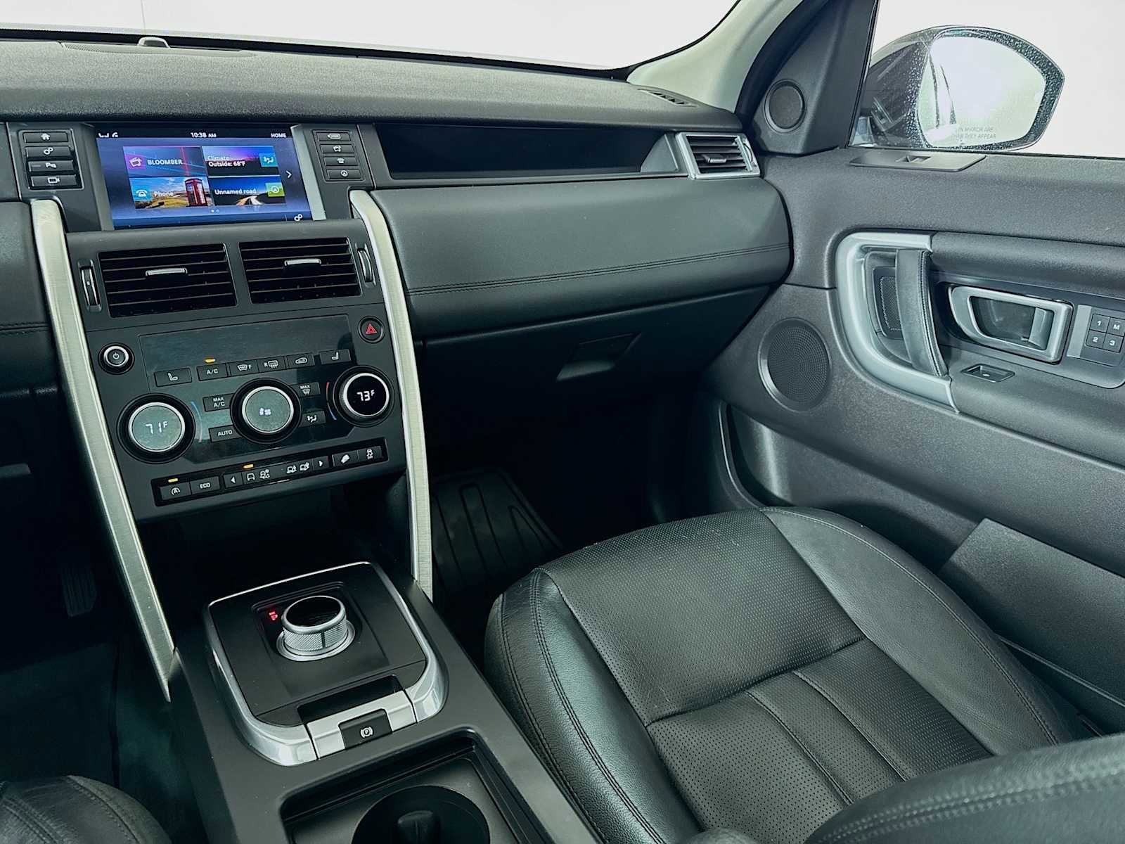 Used 2016 Land Rover Discovery Sport HSE image 23