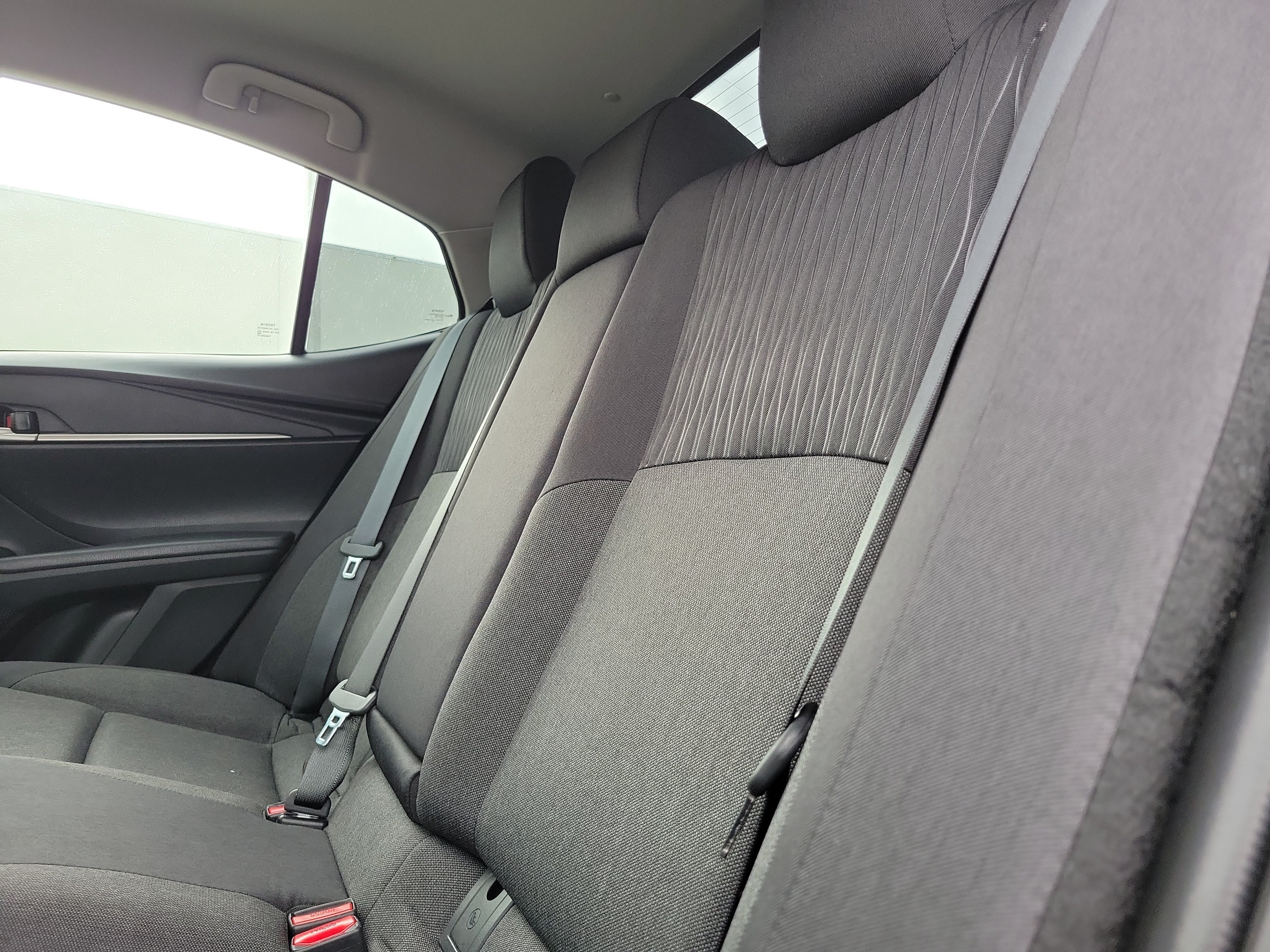 Used 2025 Toyota Camry LE w/ Convenience Package FWD image 15